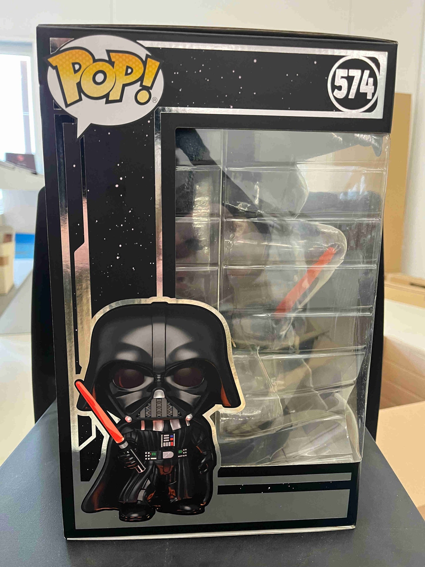 Funko Pop! Star Wars 574 - Darth Vader 10'' Jumbo with Lights and Sounds